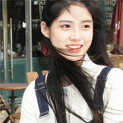 橘衫男子的画像